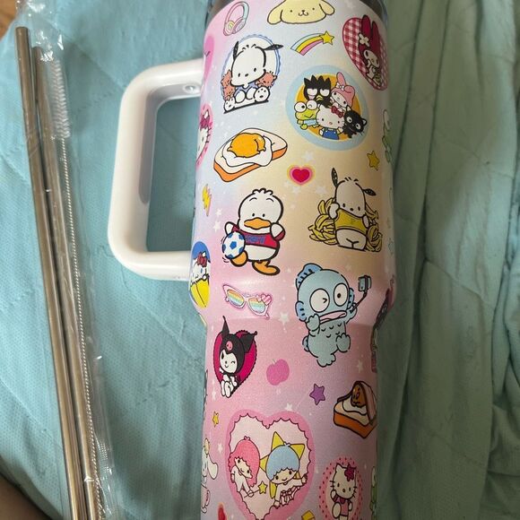 Sanrio Characters 40 Oz Tumbler Hot/Cold - Picture 2 of 12